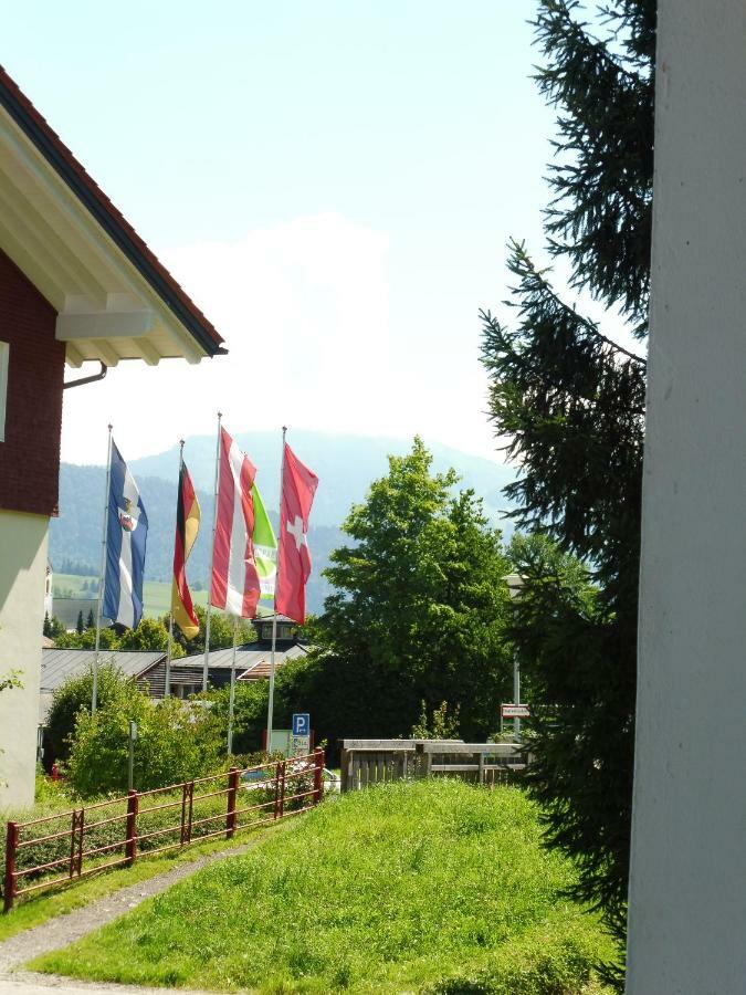 Schnuckelig Und Fein Apartment Oberstaufen Luaran gambar